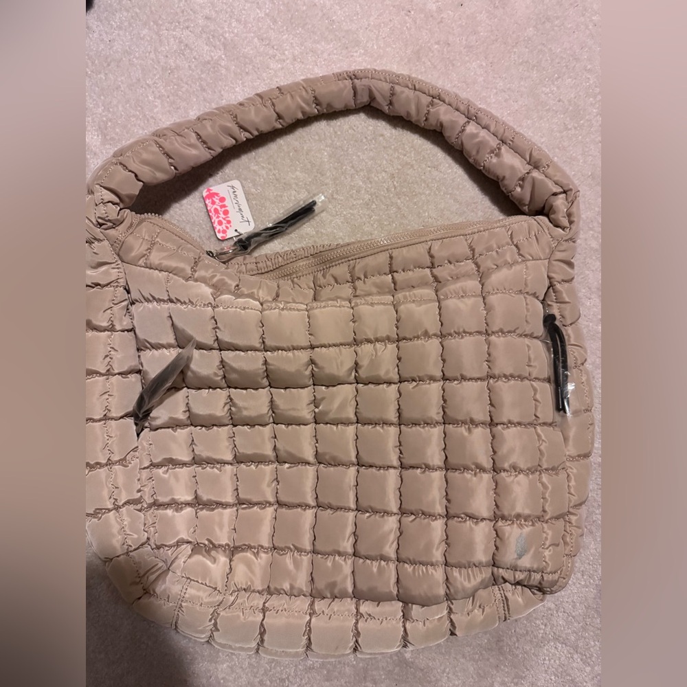 Quilted Carryall Bag FP Movement beige sold out color NWT